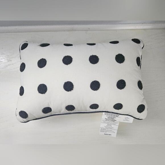 Urban Habitat accent pillow white‎ and grey polkadot rectangle pillow - Picture 1 of 5